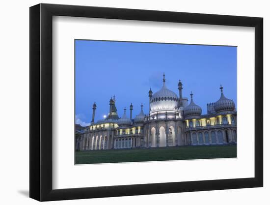 England, East Sussex, Brighton, Brighton Pavilion-Steve Vidler-Framed Photographic Print