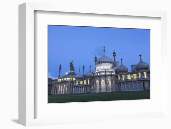 England, East Sussex, Brighton, Brighton Pavilion-Steve Vidler-Framed Photographic Print