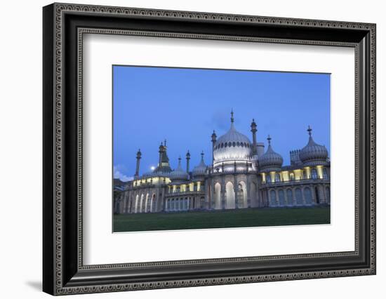 England, East Sussex, Brighton, Brighton Pavilion-Steve Vidler-Framed Photographic Print