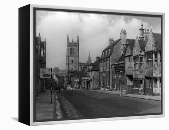 England, Stamford-null-Framed Premier Image Canvas