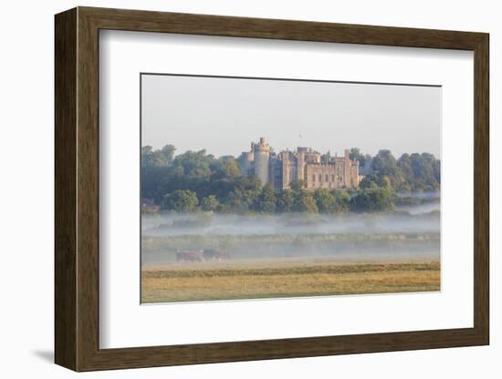 England, West Sussex, Arundel, Arundel Castle-Steve Vidler-Framed Photographic Print