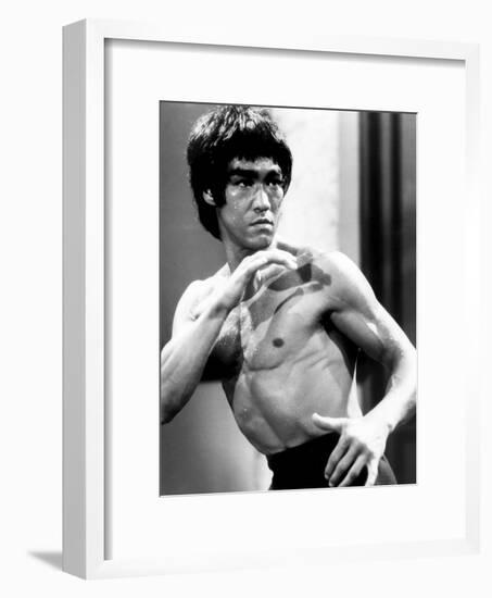 Enter the Dragon, Bruce Lee, 1973-null-Framed Photo