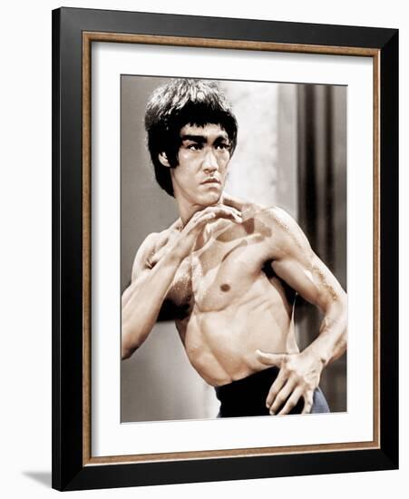 Enter The Dragon, Bruce Lee, 1973-null-Framed Photo