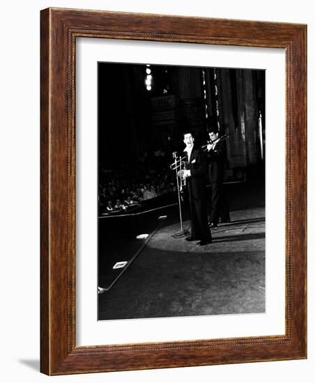 Entertainers Jerry Lewis and Dean Martin Performing-Ralph Crane-Framed Photographic Print