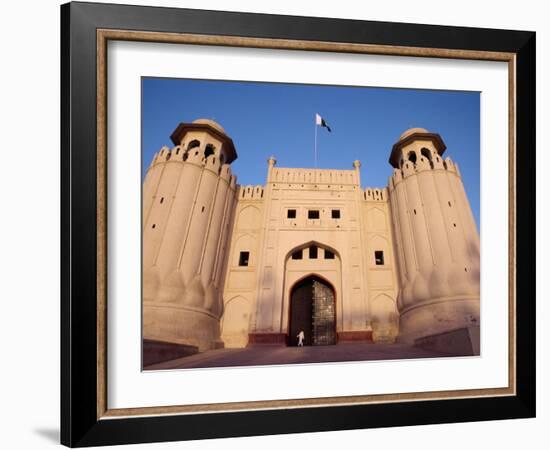 Entrance to the City Fort Built by the Moghuls Between 1524 and 1764, Lahore City, Punjab, Pakistan-Alain Evrard-Framed Photographic Print