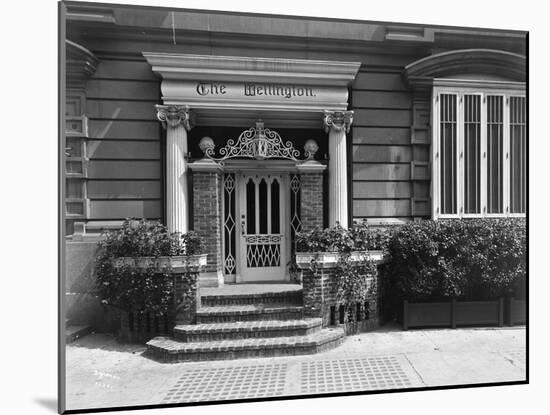 Entrance to the Hotel Wellington, 871 7th Avenue, New York, 1907-Byron Company-Mounted Giclee Print