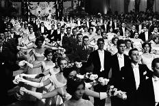 Vienna operaball ,carnival season. Couples, dance a waltz.-Erich Lessing-Photographic Print