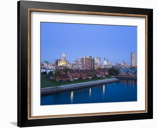 Erie Basin Marina and City Skyline, Buffalo, New York State, USA-Richard Cummins-Framed Photographic Print