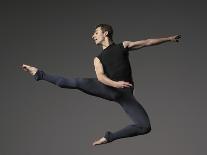 Feet of Ballet Dancer En Pointe-Erik Isakson-Photographic Print