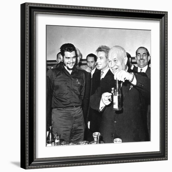 Ernesto Che Guevara (1928-1967) and Nikita Khrushchev (Khrouchtchev) (1894-1971) in Moscow, Anonymo-Anonymous Anonymous-Framed Giclee Print