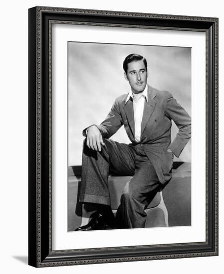 Errol Flynn, 1930s-null-Framed Photo