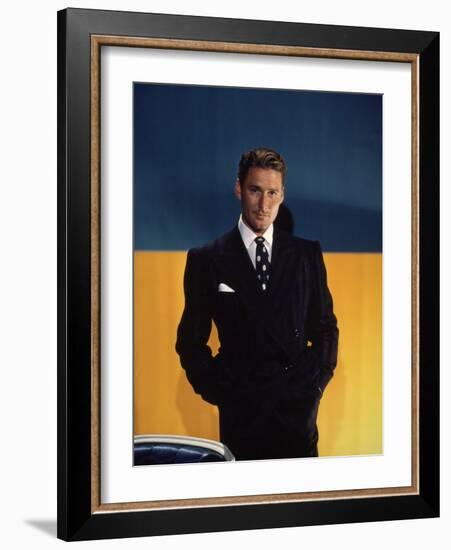 Errol Flynn-null-Framed Photographic Print