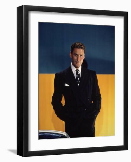 Errol Flynn-null-Framed Photographic Print