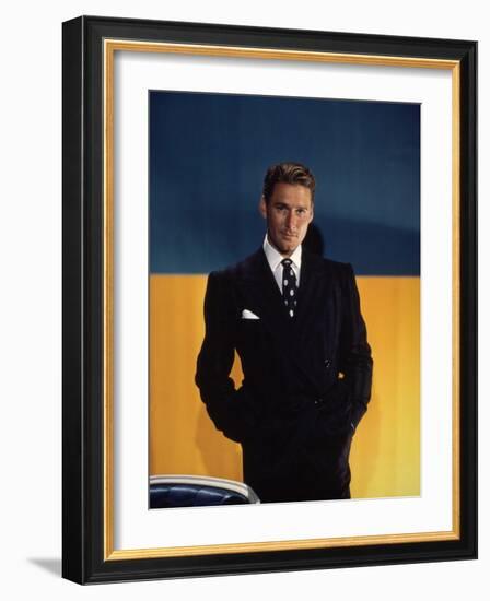 Errol Flynn-null-Framed Photographic Print