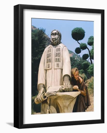 Escape from the Planet of the Apes-null-Framed Photo