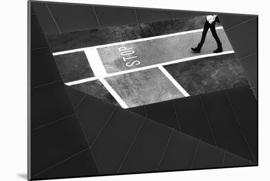 Escape Plan-Paulo Abrantes-Mounted Photographic Print