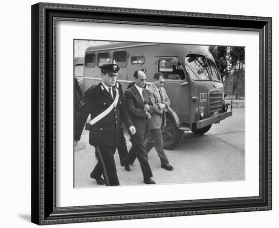 Escorting Sicilian Mafia Mobsters to Trial-null-Framed Photographic Print