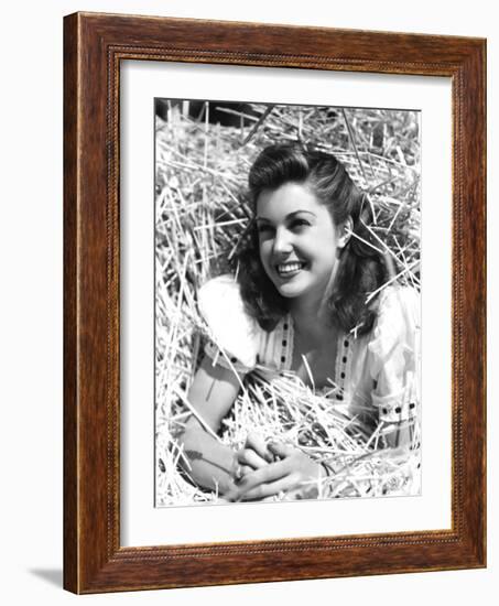 Esther Williams, 1944-null-Framed Photo