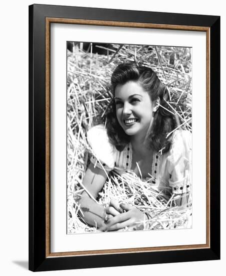 Esther Williams, 1944-null-Framed Photo