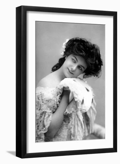 Ethel Oliver, Actress, 1900s-null-Framed Giclee Print