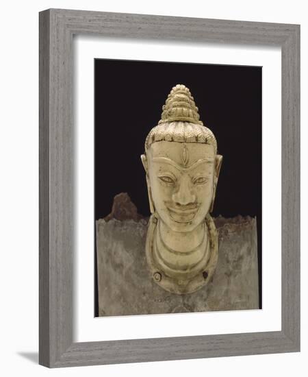 Etui couvre linga (kosa)-null-Framed Giclee Print