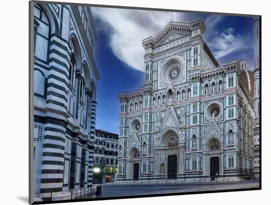 Evening light. Duomo Santa Maria del Fiore. Tuscany, Italy.-Tom Norring-Mounted Photographic Print