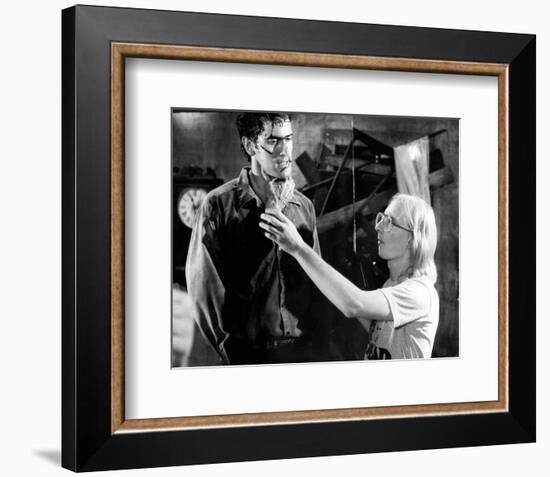 Evil Dead 2: Dead By Dawn-null-Framed Photo