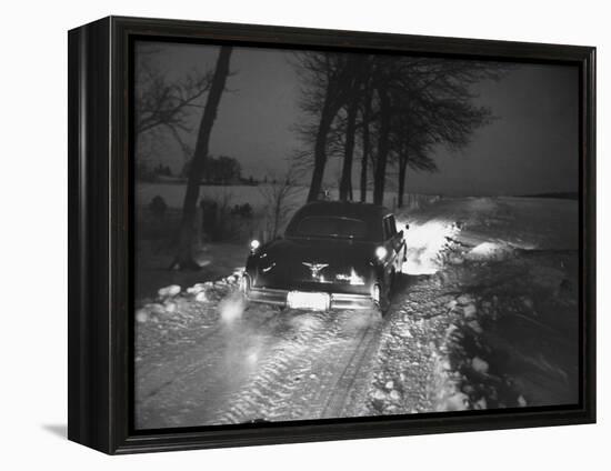 Ex-President Dwight Eisenhower Going Home after President John F. Kennedy's Inauguration Ceremony-Ed Clark-Framed Premier Image Canvas