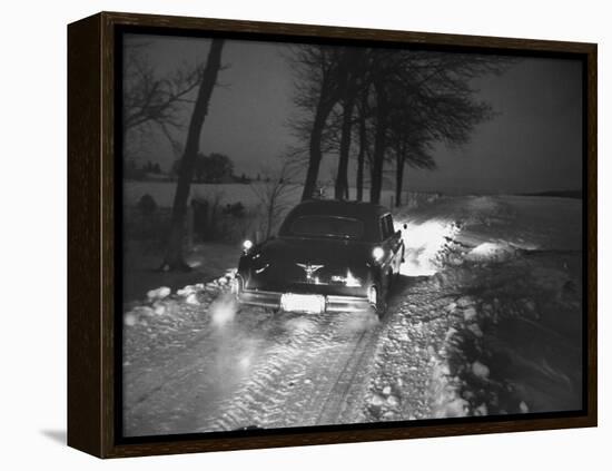 Ex-President Dwight Eisenhower Going Home after President John F. Kennedy's Inauguration Ceremony-Ed Clark-Framed Premier Image Canvas