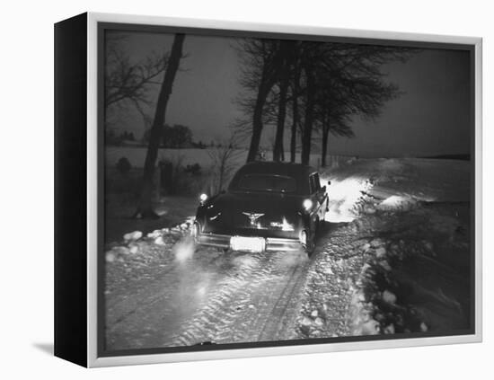 Ex-President Dwight Eisenhower Going Home after President John F. Kennedy's Inauguration Ceremony-Ed Clark-Framed Premier Image Canvas