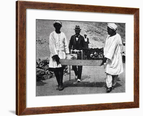 Excavation of the Tomb of Tutankhamun-null-Framed Photographic Print