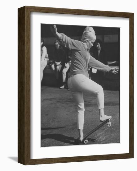 Expert "Skater" Pat McGee in National Skateboard Championship-Bill Eppridge-Framed Photographic Print