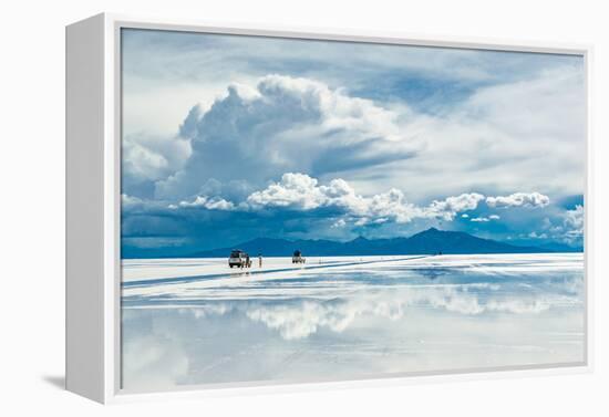 Exploring the Salar De Uyuni with Spectacular Reflections-Benedikt Juerges-Framed Premier Image Canvas