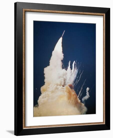 Explosion of Challenger Space Shuttle, 1986-null-Framed Photographic Print