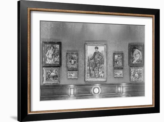 Exposition Renoir à la Galerie Paul Rosenberg-null-Framed Giclee Print