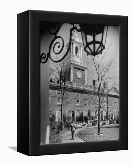 Exterior of Eliot House at Harvard University-Alfred Eisenstaedt-Framed Premier Image Canvas