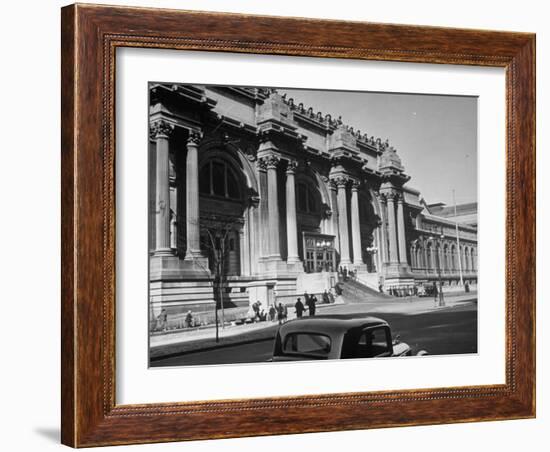 Exterior of the Metropolitan Museum of Art-Alfred Eisenstaedt-Framed Photographic Print