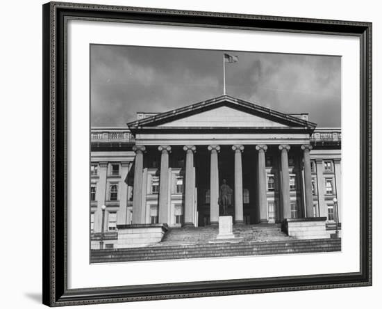 Exterior of the US Treasury Building-Carl Mydans-Framed Premium Photographic Print