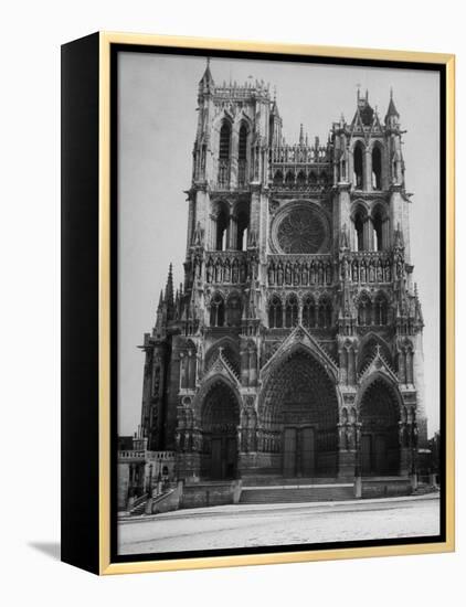 Exterior View of Amiens Cathedral-Nat Farbman-Framed Premier Image Canvas