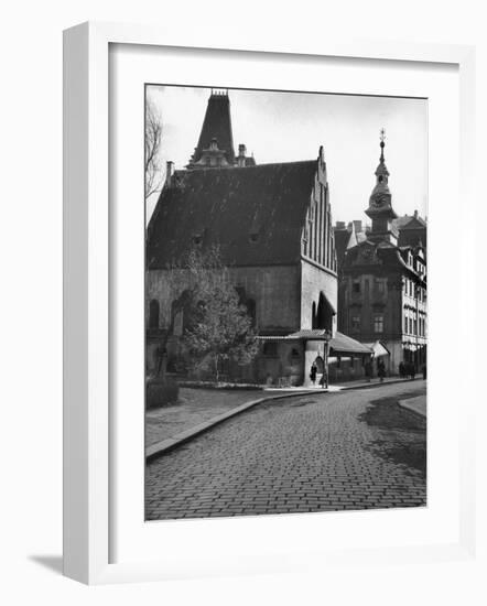 Exterior View of the Old-New Synagogue, Built in the 13th Century-Alfred Eisenstaedt-Framed Photographic Print