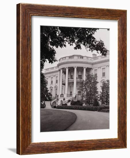 Exterior View of the White House-null-Framed Photographic Print