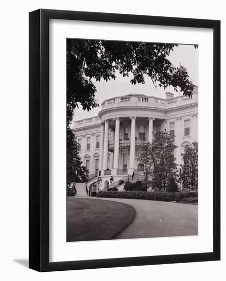 Exterior View of the White House-null-Framed Photographic Print