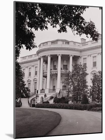 Exterior View of the White House-null-Mounted Photographic Print