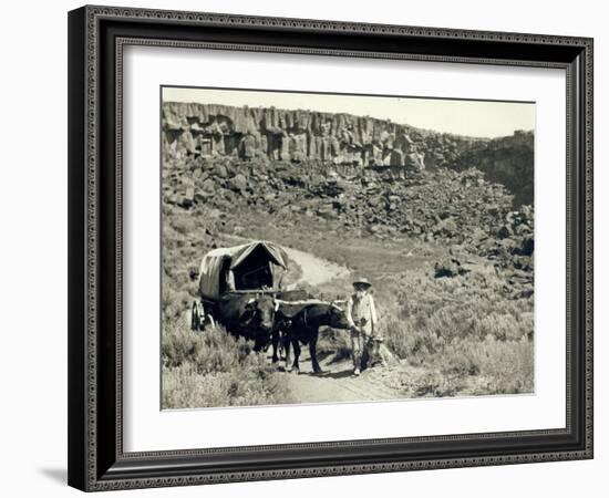 Ezra Meeker with Wagon-Asahel Curtis-Framed Giclee Print