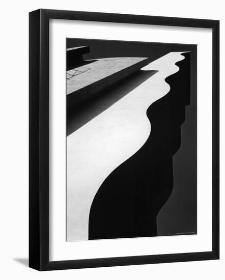 Facade of Pavilion at the 1939 World's Fair-Alfred Eisenstaedt-Framed Photographic Print