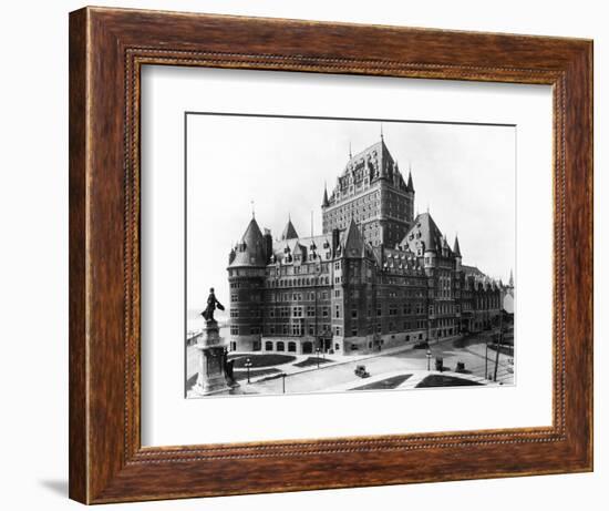 Facade of the Chateau Frontenac-null-Framed Photographic Print