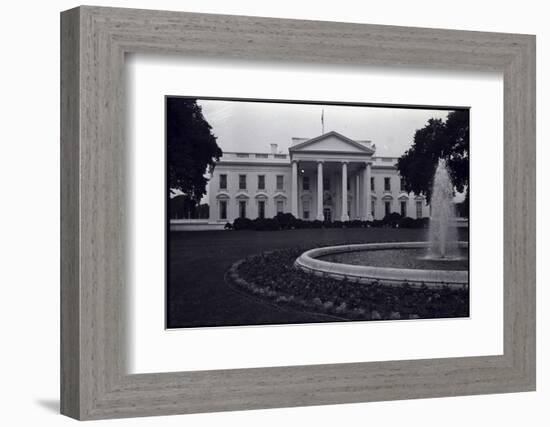 Facade of the White House-null-Framed Photographic Print