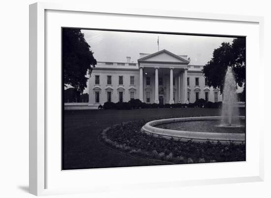 Facade of the White House-null-Framed Photographic Print