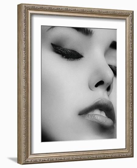 Face 1-Design Fabrikken-Framed Photographic Print