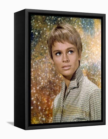 FAHRENHEIT 451, 1966 directed by FRANCOIS TRUFFAUT Julie Christie (photo)-null-Framed Stretched Canvas